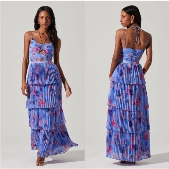 Astr Dresses & Skirts - NEW Astr Daytona Floral Dress Medium